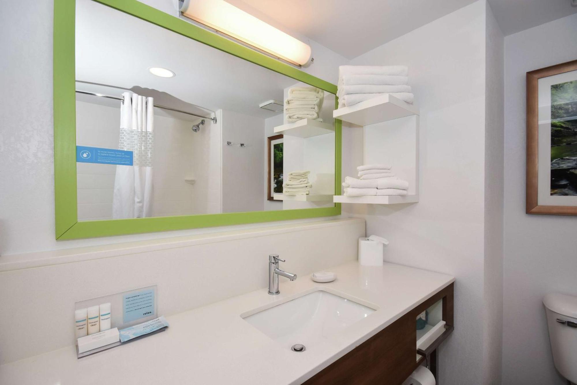 Hampton Inn Brevard Pisgah Forest Exterior photo