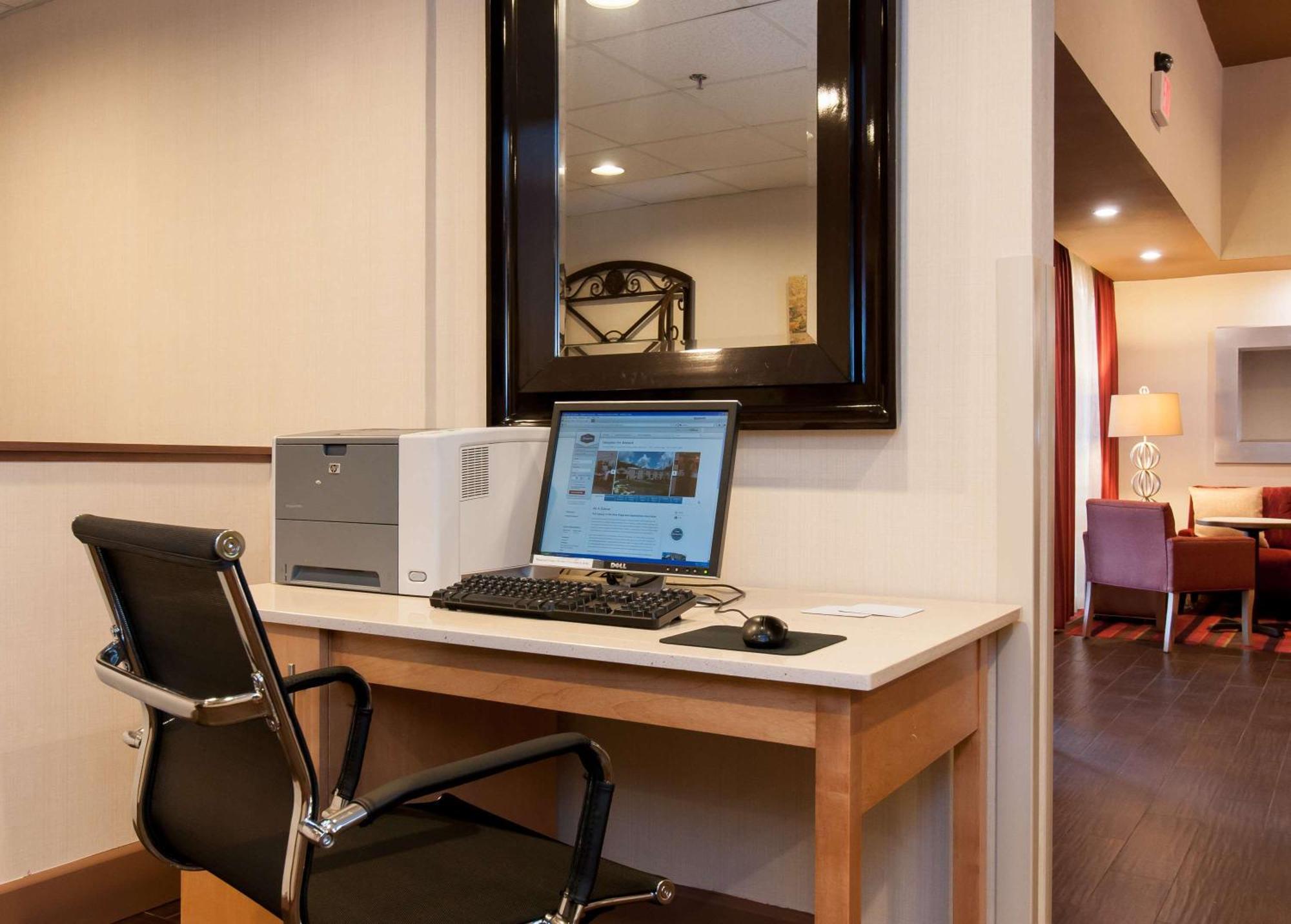 Hampton Inn Brevard Pisgah Forest Exterior photo
